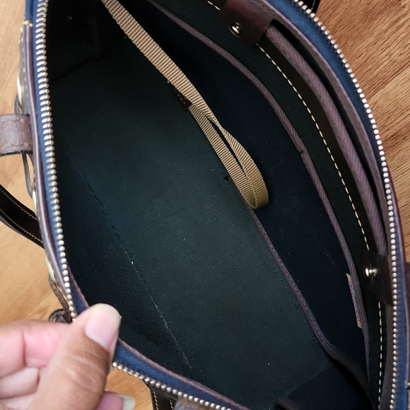 D&B navy blue purse - Picture 6 of 8